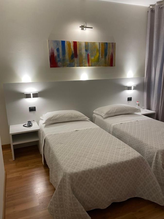 Albergo Ligabue Guastalla Bagian luar foto