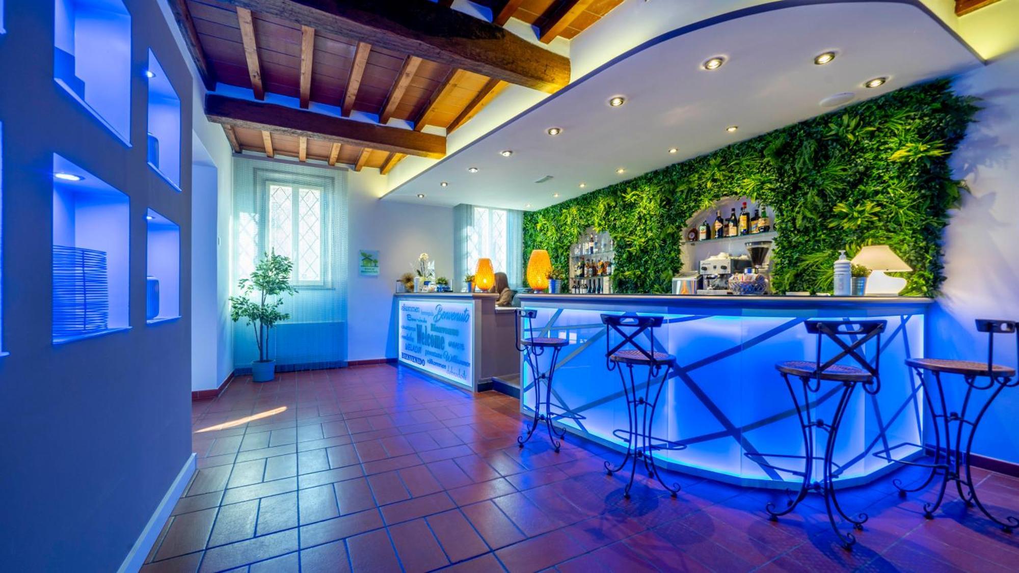 Albergo Ligabue Guastalla Bagian luar foto