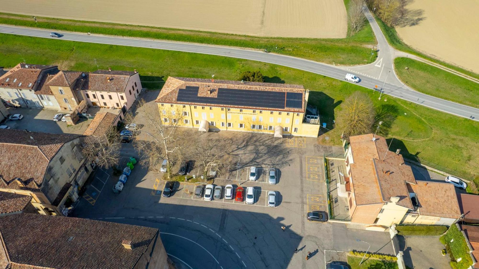 Albergo Ligabue Guastalla Bagian luar foto